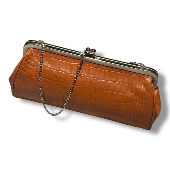 ANN TAYLOR LOFT CROCODILE EMBOSSED CLUTCH – SILVER HARDWARE EUC - Picture 7 of 10